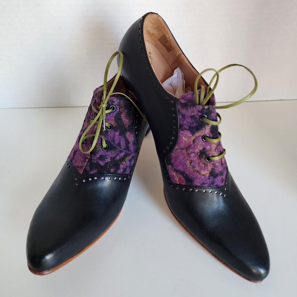 John Fluevog Wonders Lace-Up Timbuktu, Size W11